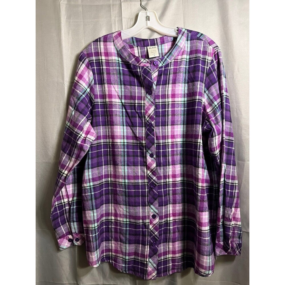 Pretty Blair Plaid Flannel M